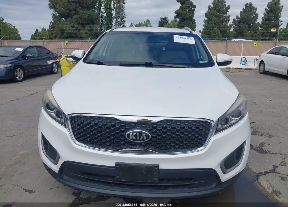 2016 KIA SORENTO 3.3L LX VIN: 5XYPGDA51GG173994