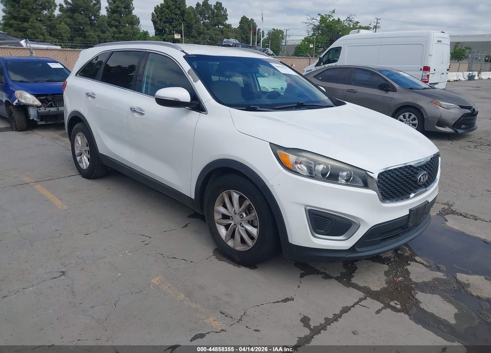 2016 KIA SORENTO 3.3L LX VIN: 5XYPGDA51GG173994