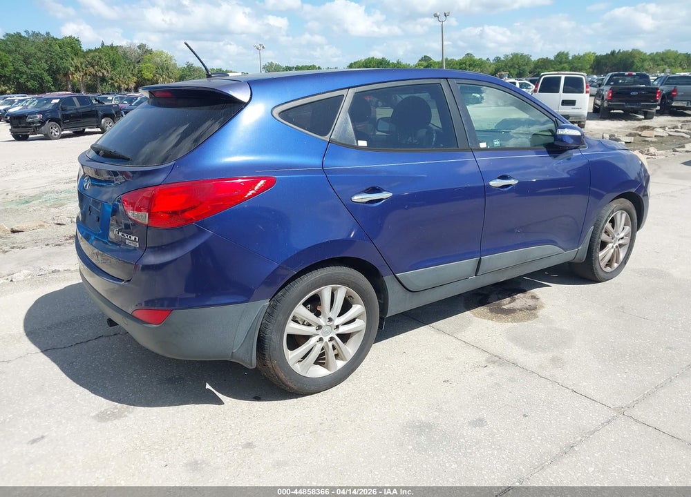 2011 HYUNDAI TUCSON LIMITED VIN: KM8JU3ACXBU187001