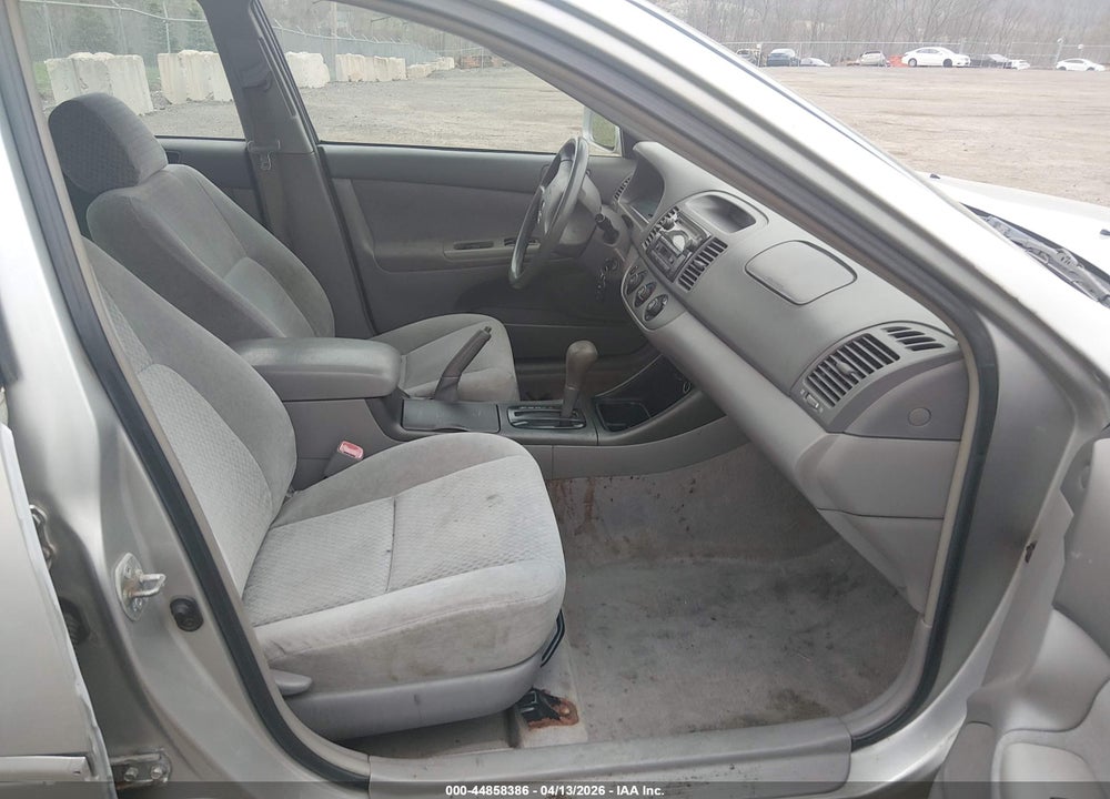 2004 TOYOTA CAMRY LE VIN: 4T1BE32KX4U308054