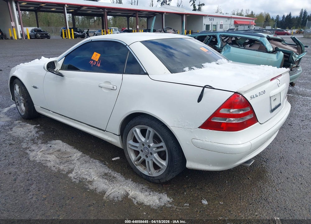 2004 MERCEDES-BENZ SLK 320 VIN: WDBKK65F74F311204