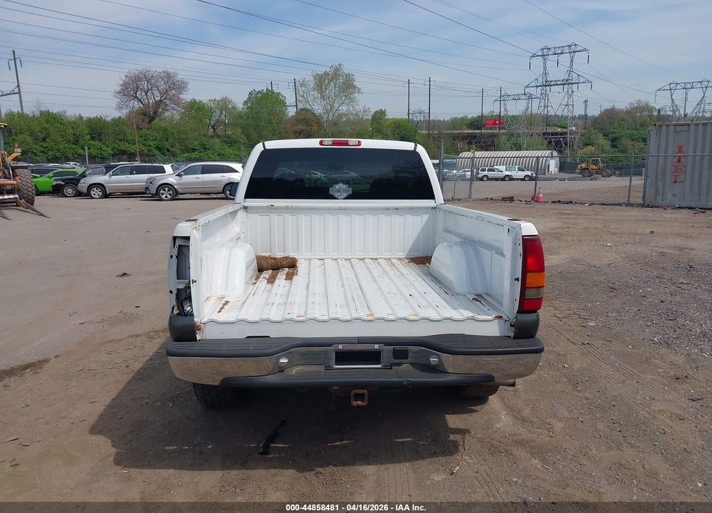 2000 CHEVROLET SILVERADO 1500 LS VIN: 1GCEK19T7YE411378