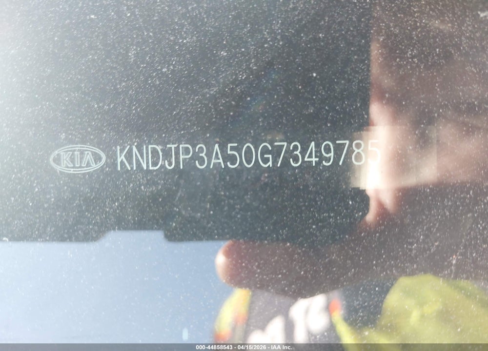2016 KIA SOUL + VIN: KNDJP3A50G7349785