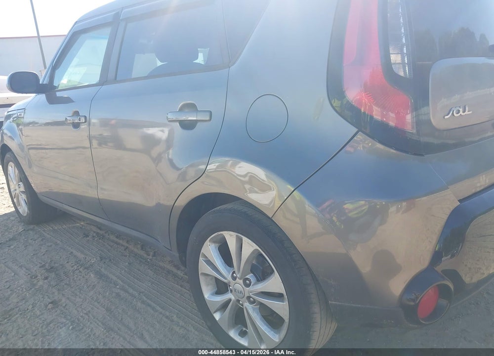 2016 KIA SOUL + VIN: KNDJP3A50G7349785