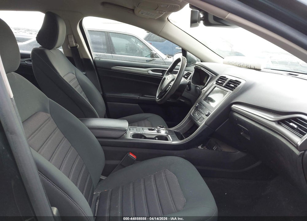 2020 FORD FUSION SE VIN: 3FA6P0HD8LR145794