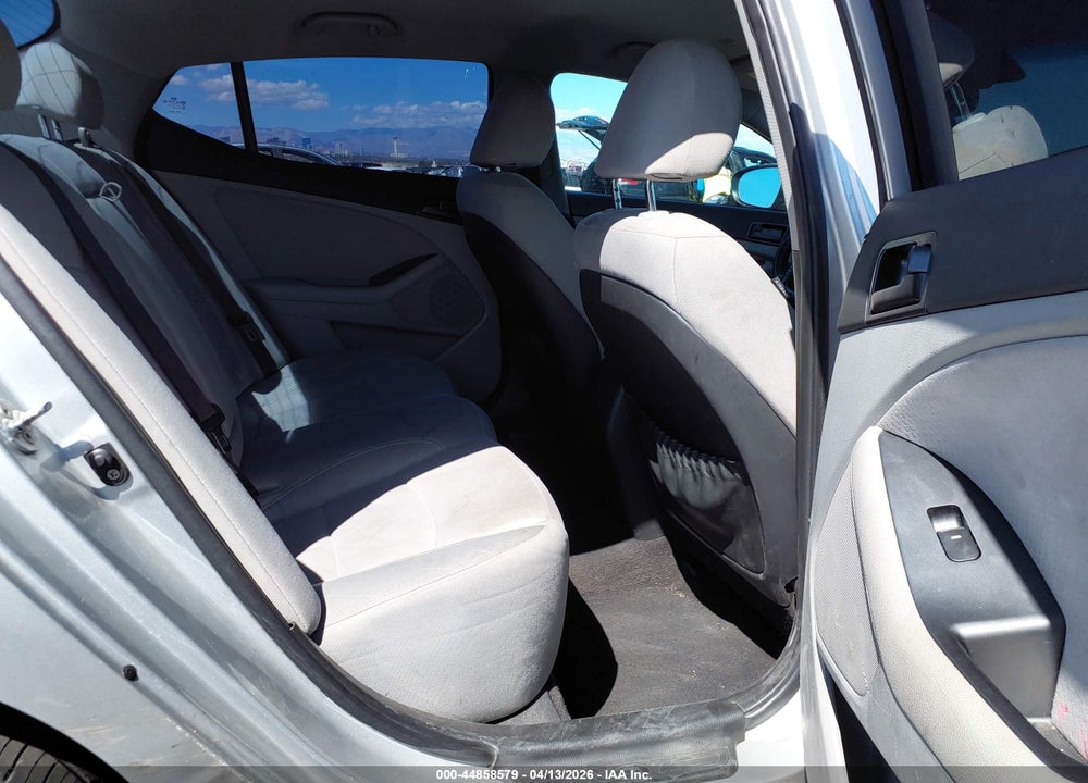 2012 KIA OPTIMA LX VIN: KNAGM4A77C5273611