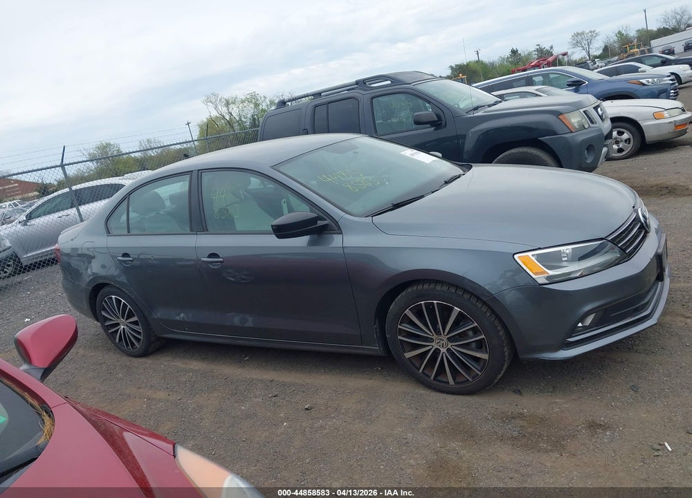 2016 VOLKSWAGEN JETTA 1.8T SPORT VIN: 3VWD17AJ5GM293879