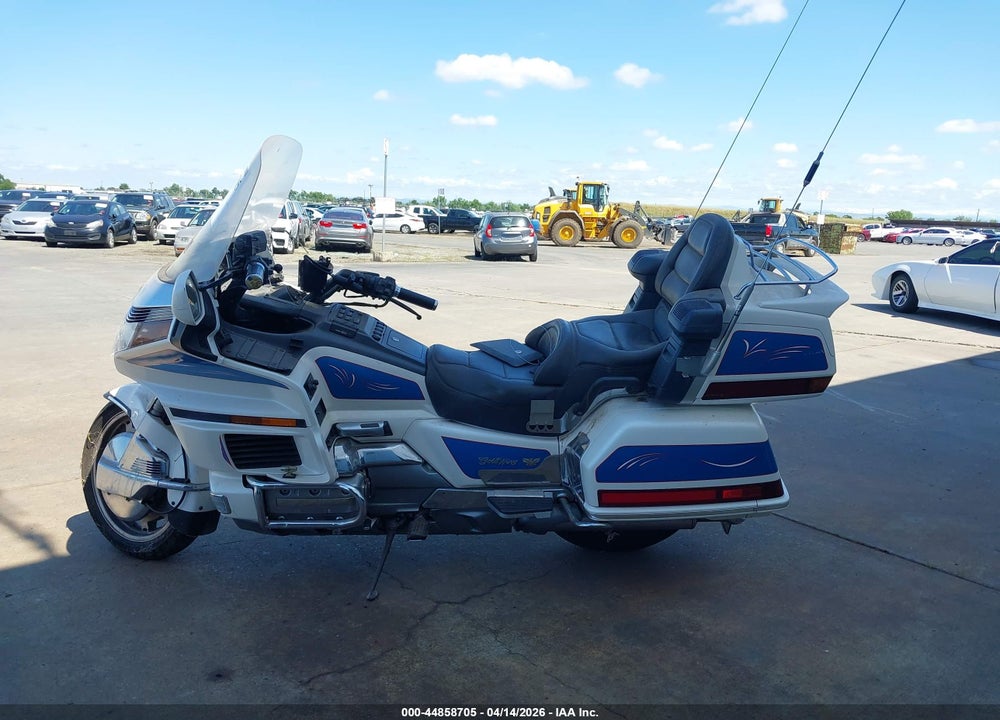 1993 HONDA GL1500 SE VIN: 1HFSC2243PA500109