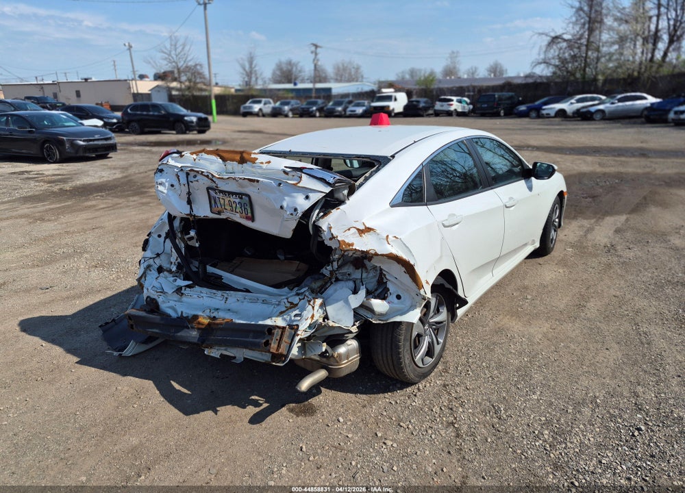 2019 HONDA CIVIC LX VIN: 2HGFC2F66KH552143