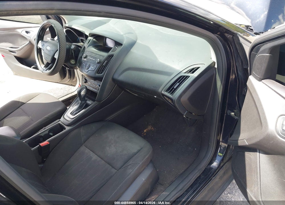 2018 FORD FOCUS SE VIN: 1FADP3F26JL299569