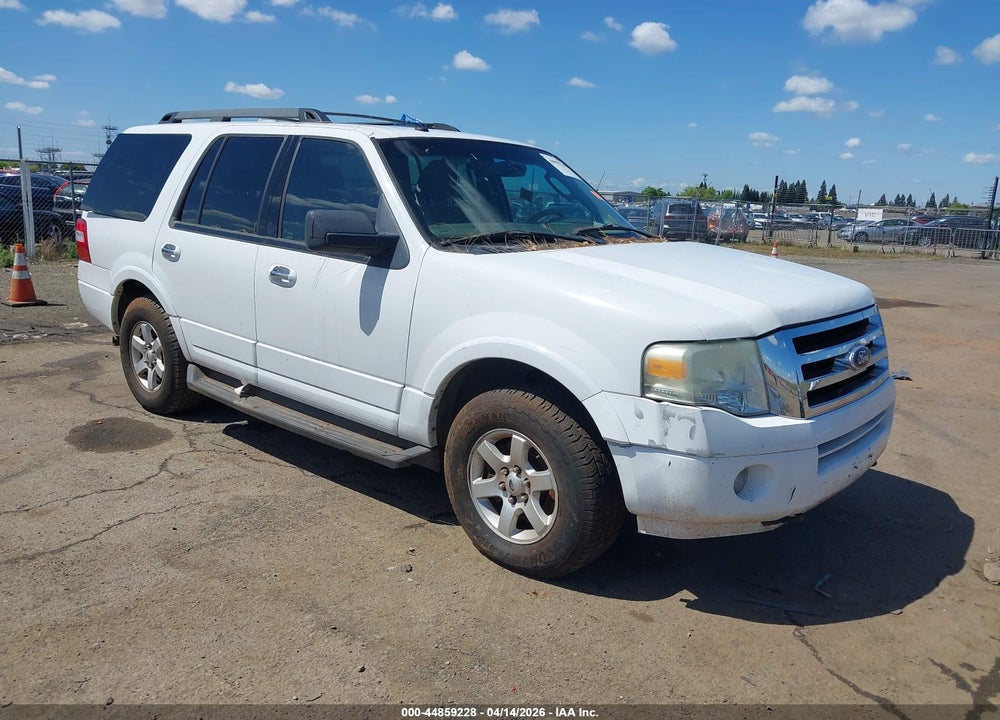 2010 FORD EXPEDITION XLT VIN: 1FMJU1G51AEA76407