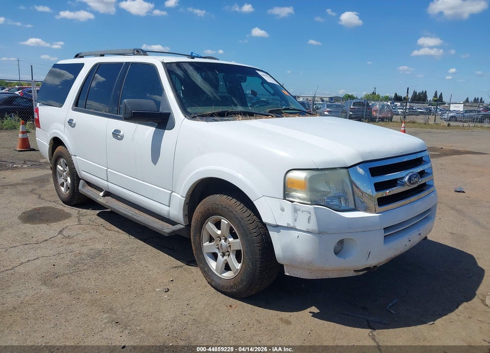 2010 FORD EXPEDITION XLT VIN: 1FMJU1G51AEA76407