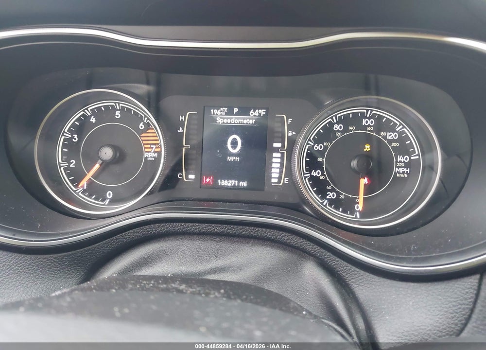 2019 JEEP CHEROKEE LATITUDE PLUS FWD VIN: 1C4PJLLB8KD204549