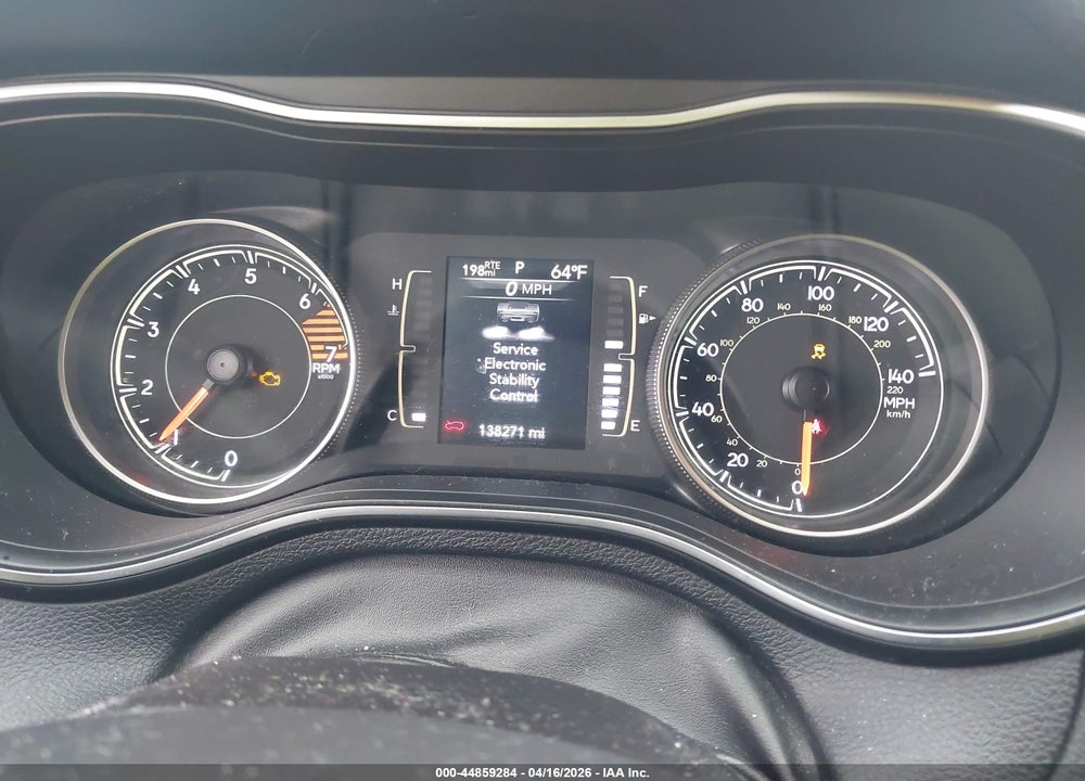 2019 JEEP CHEROKEE LATITUDE PLUS FWD VIN: 1C4PJLLB8KD204549