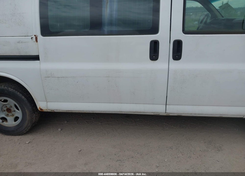 2007 CHEVROLET EXPRESS WORK VAN VIN: 1GCFG15X271216650