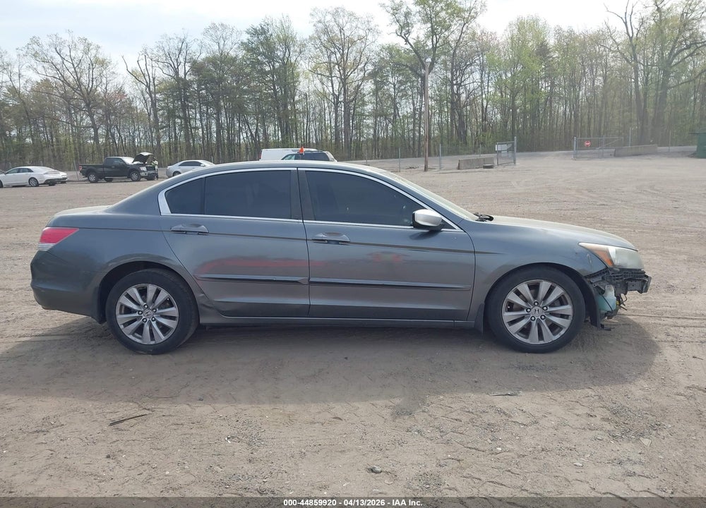 2012 HONDA ACCORD 2.4 EX-L VIN: 1HGCP2F88CA131226