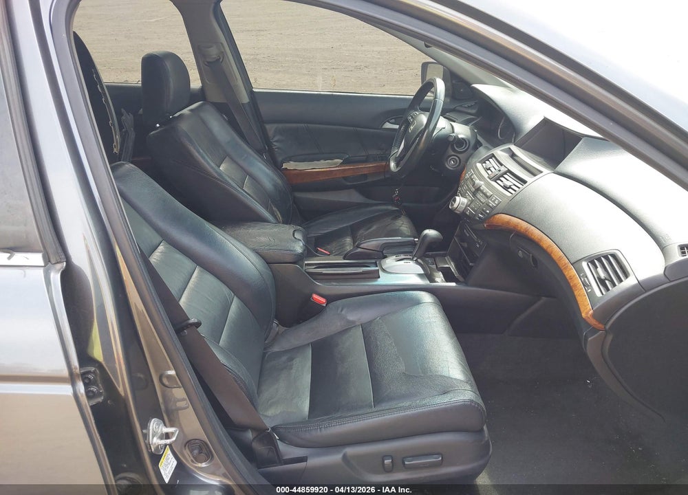 2012 HONDA ACCORD 2.4 EX-L VIN: 1HGCP2F88CA131226