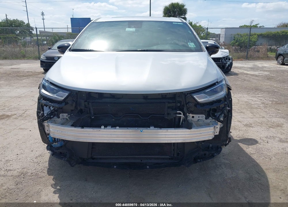 2026 CHRYSLER PACIFICA LIMITED VIN: 2C4RC1GG4TR190273