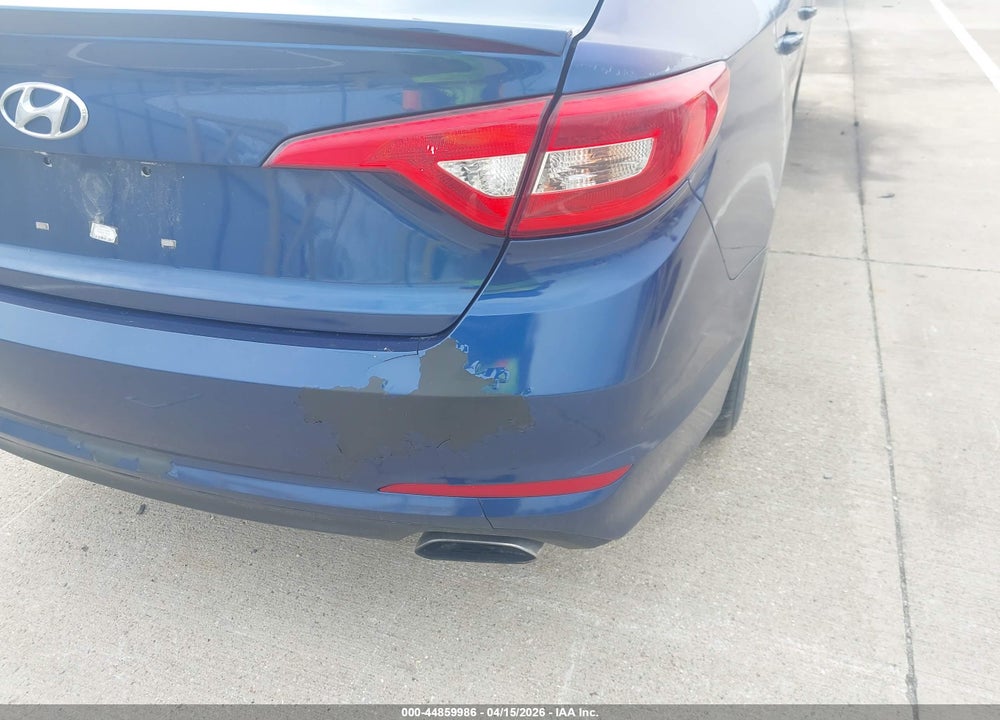 2016 HYUNDAI SONATA SE VIN: 5NPE24AF5GH301645