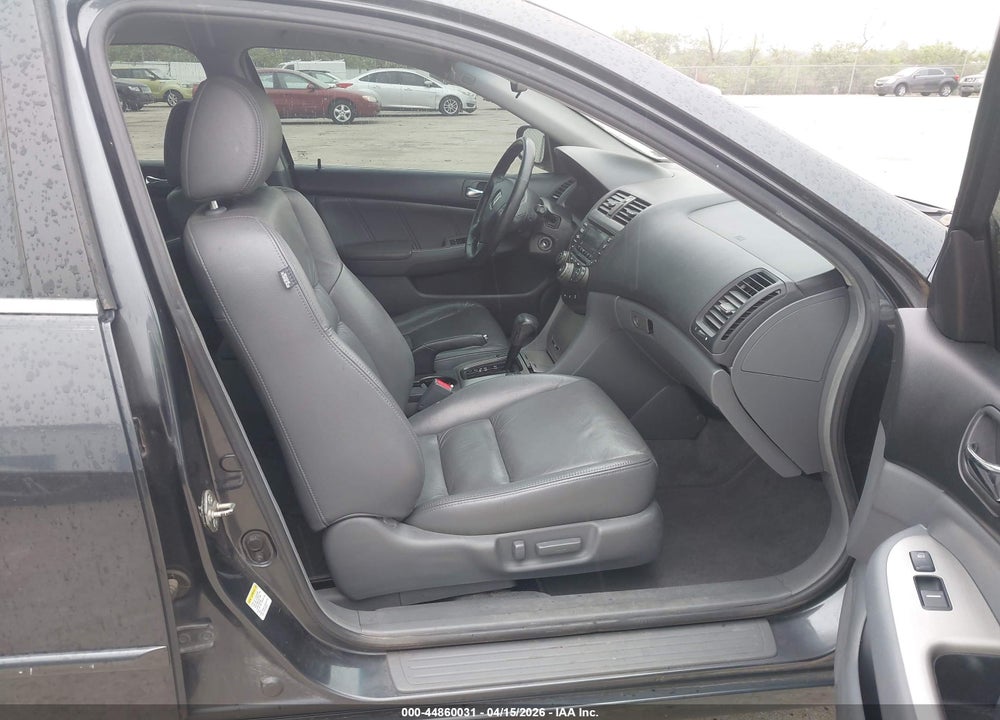 2005 HONDA ACCORD 3.0 EX VIN: 1HGCM66595A061373