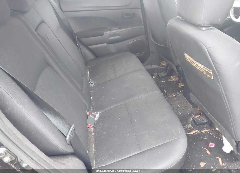 2014 MITSUBISHI OUTLANDER SPORT ES VIN: 4A4AP3AU5EE015289