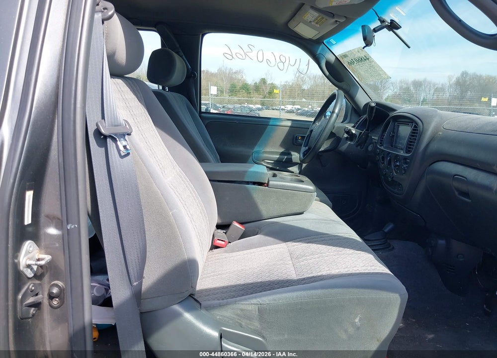 2004 TOYOTA TUNDRA SR5 VIN: 5TBBN441X4S434331