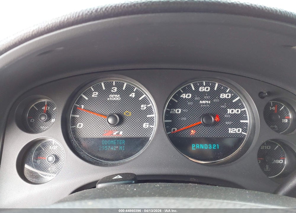 2007 CHEVROLET TAHOE LT VIN: 1GNFK130X7R335060