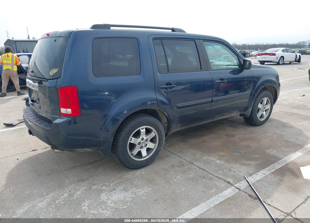 2009 HONDA PILOT EX-L VIN: 5FNYF48569B031857