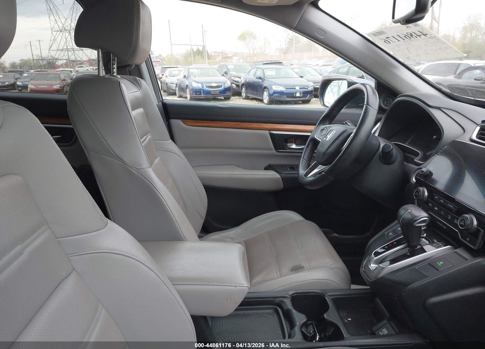 2017 HONDA CR-V TOURING VIN: 2HKRW2H90HH650837