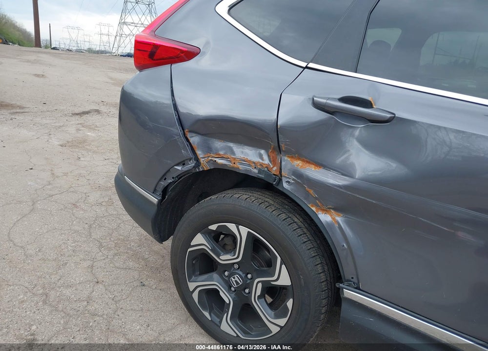 2017 HONDA CR-V TOURING VIN: 2HKRW2H90HH650837