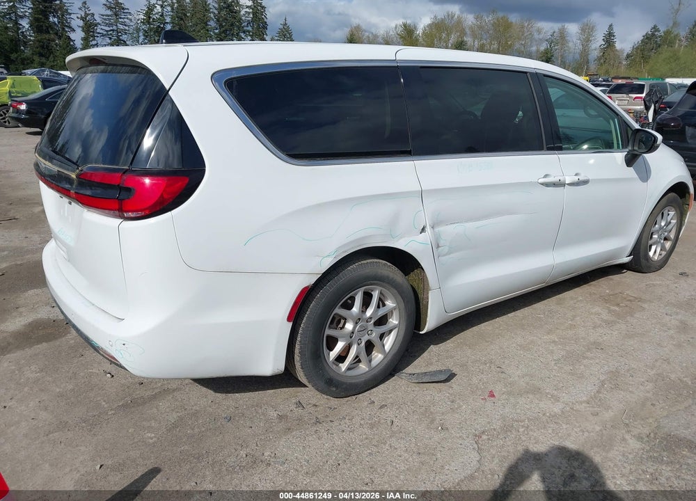 2023 CHRYSLER PACIFICA TOURING L VIN: 2C4RC1BG3PR566913