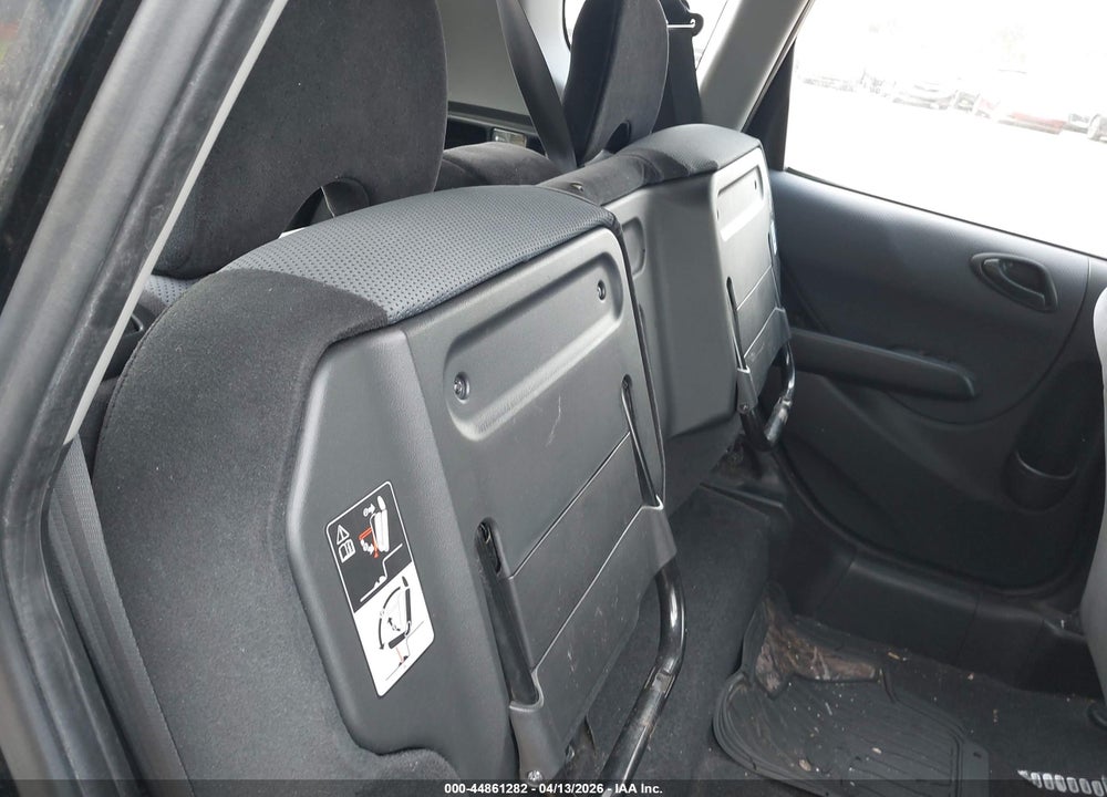 2007 HONDA FIT SPORT VIN: JHMGD38627S065913