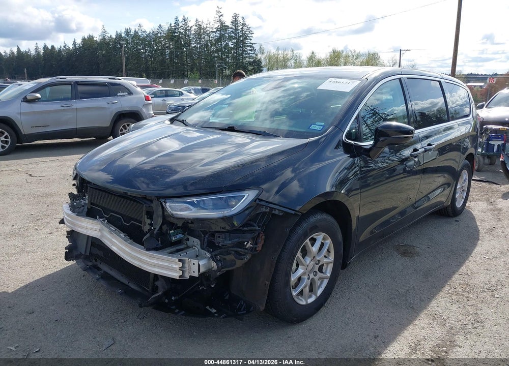 2024 CHRYSLER PACIFICA TOURING L VIN: 2C4RC1BG0RR149526