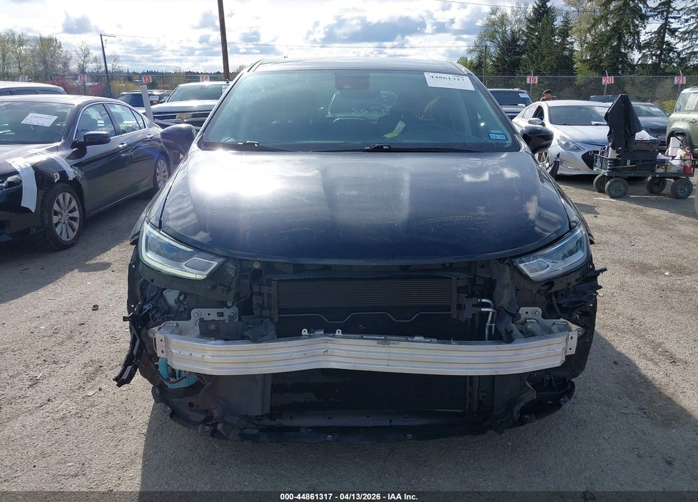 2024 CHRYSLER PACIFICA TOURING L VIN: 2C4RC1BG0RR149526
