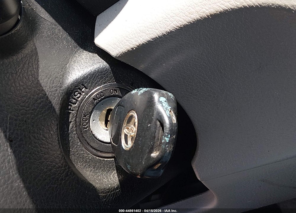 2010 TOYOTA CAMRY SE VIN: 4T1BF3EK1AU533676