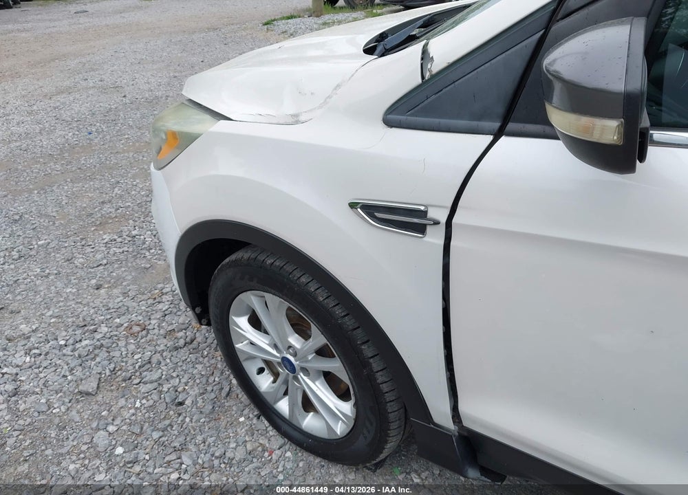 2017 FORD ESCAPE SE VIN: 1FMCU0GD1HUE46233