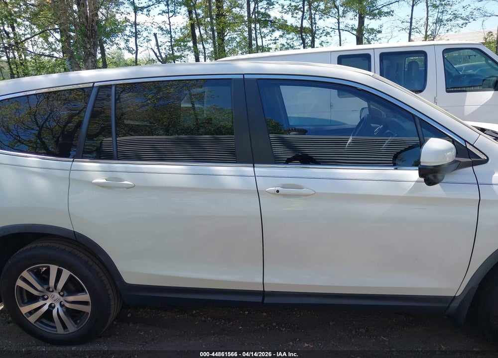 2017 HONDA PILOT EX-L VIN: 5FNYF5H61HB006779
