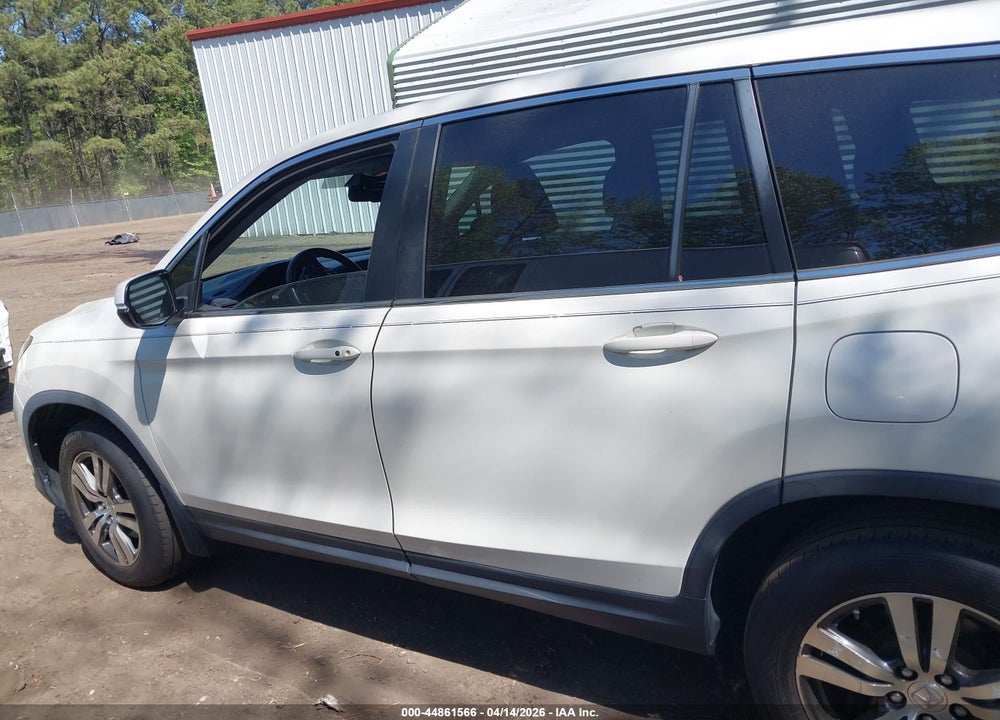 2017 HONDA PILOT EX-L VIN: 5FNYF5H61HB006779