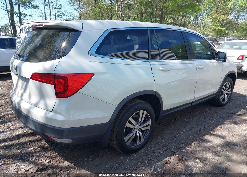 2017 HONDA PILOT EX-L VIN: 5FNYF5H61HB006779