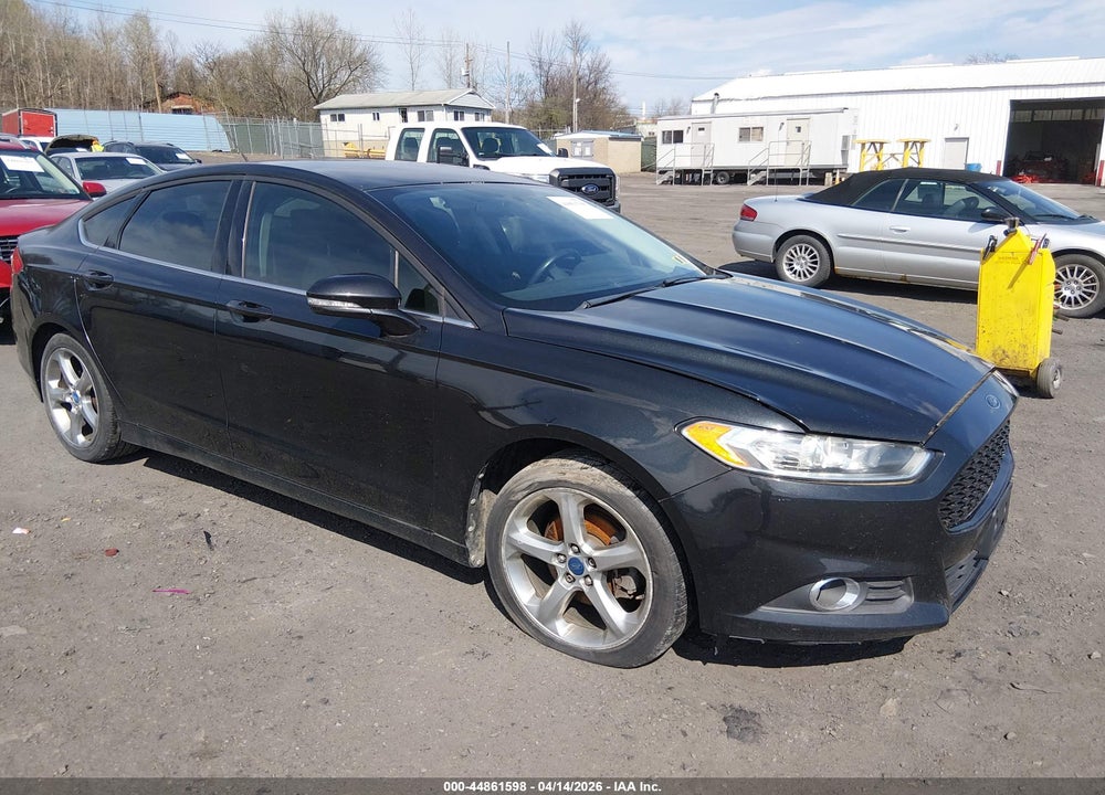 2013 FORD FUSION SE VIN: 3FA6P0HR1DR105232