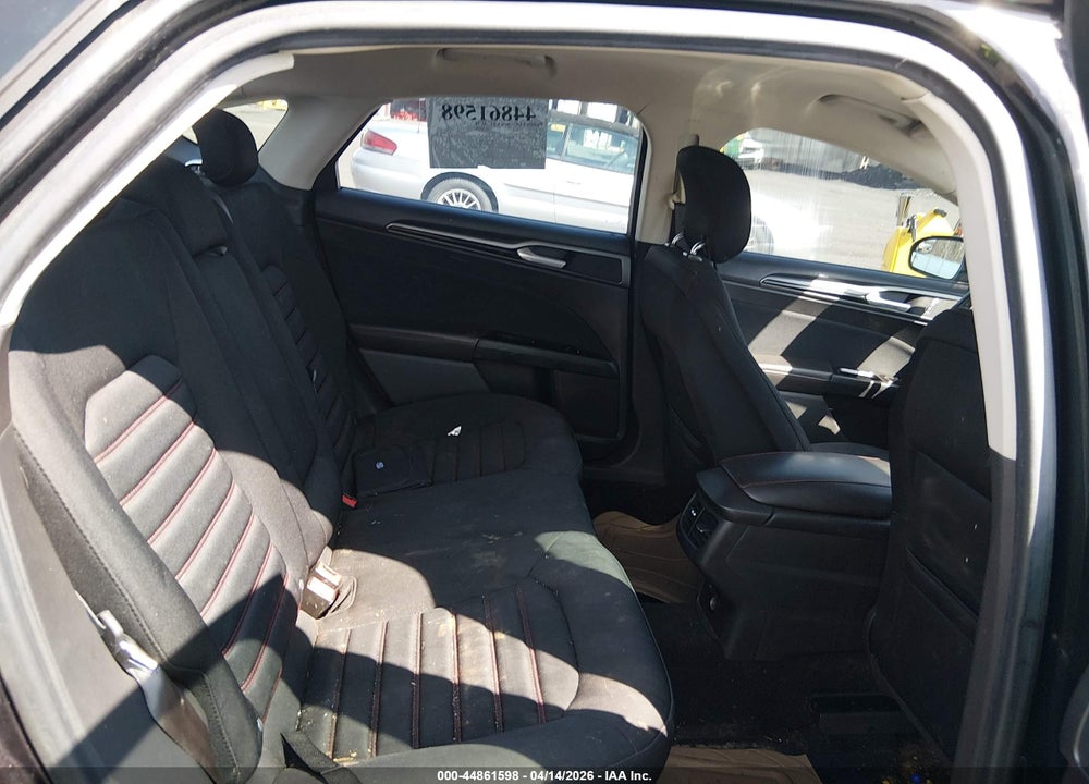 2013 FORD FUSION SE VIN: 3FA6P0HR1DR105232