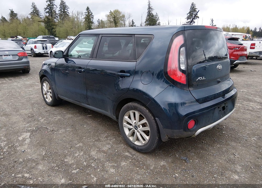2017 KIA SOUL + VIN: KNDJP3A53H7454550