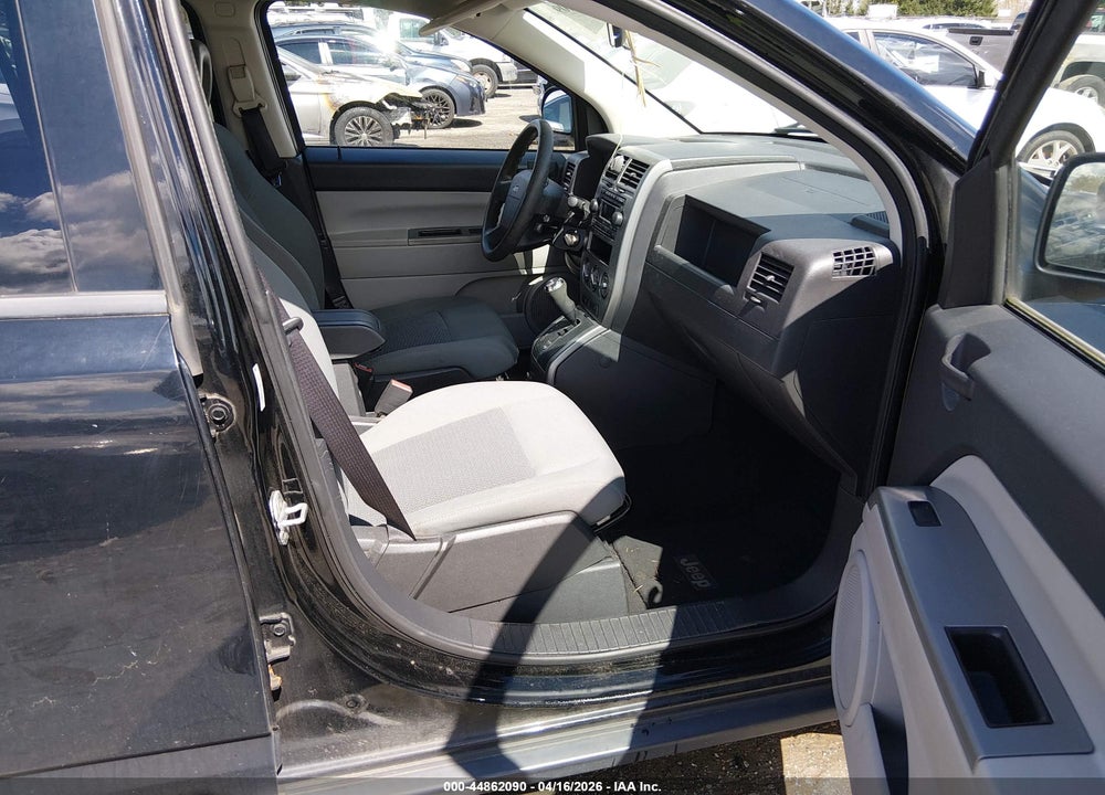 2007 JEEP COMPASS SPORT VIN: 1J8FT47W77D185789