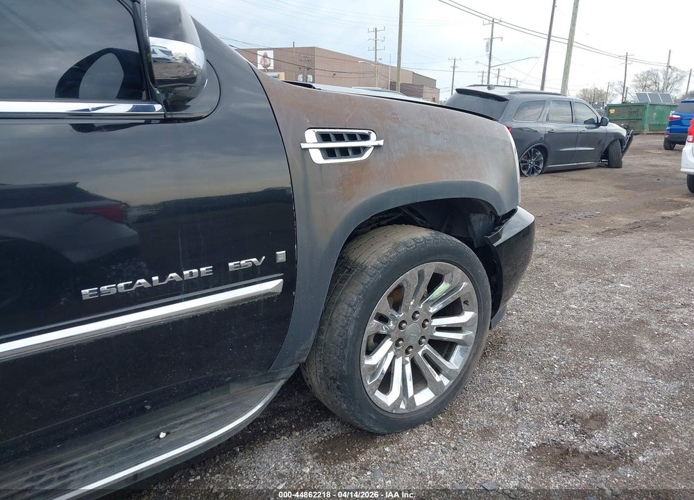 2007 CADILLAC ESCALADE ESV STANDARD VIN: 1GYFK66887R425812