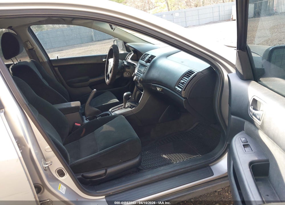 2006 HONDA ACCORD 2.4 LX VIN: 1HGCM56446A127704