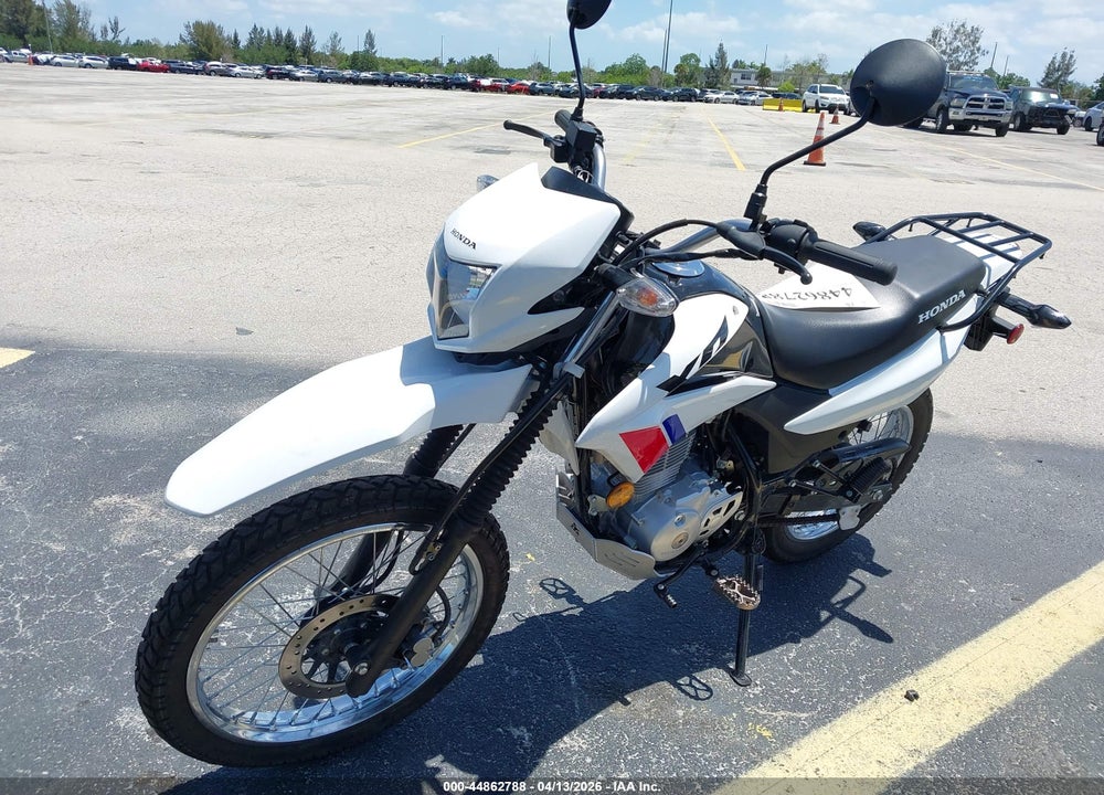 2025 HONDA XR150L E VIN: 3H1KD1312SD200820