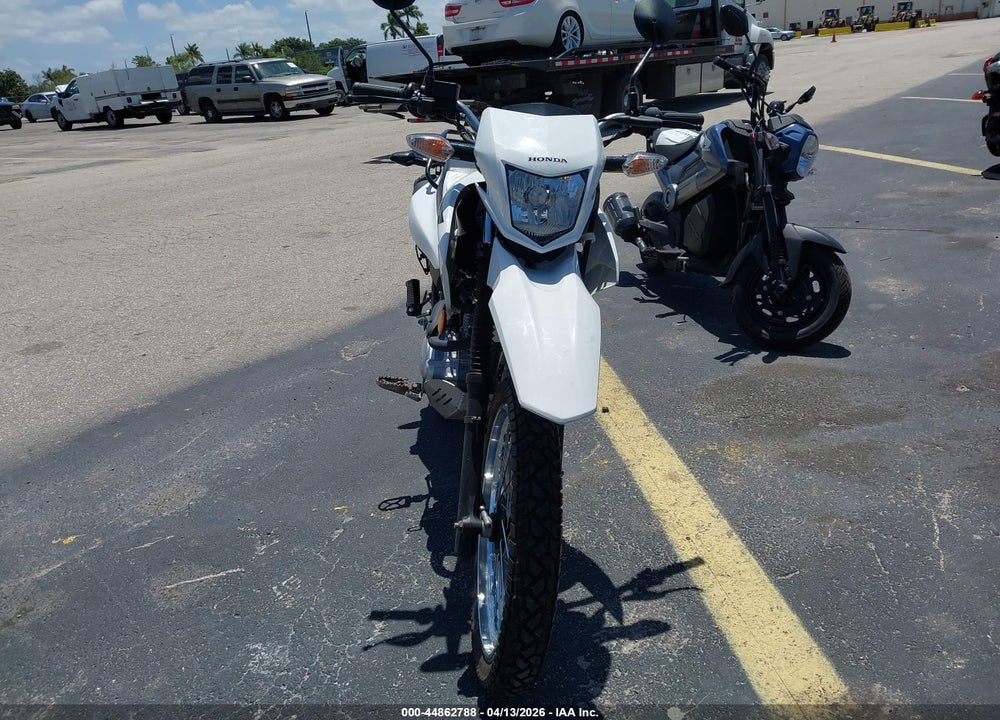 2025 HONDA XR150L E VIN: 3H1KD1312SD200820