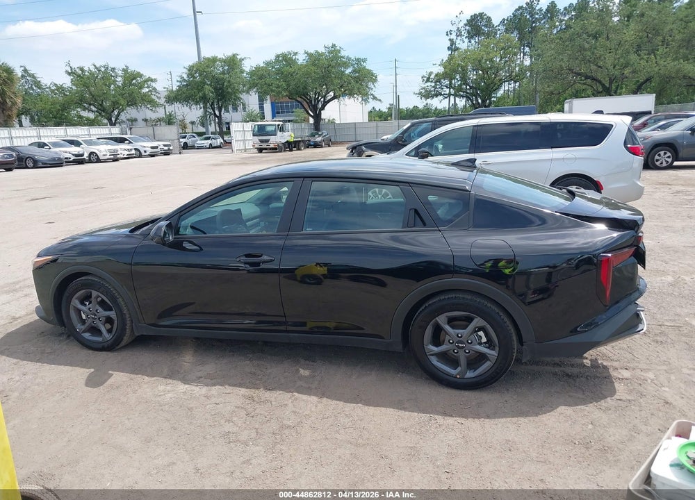 2025 KIA K4 LXS VIN: 3KPFT4DE5SE185896