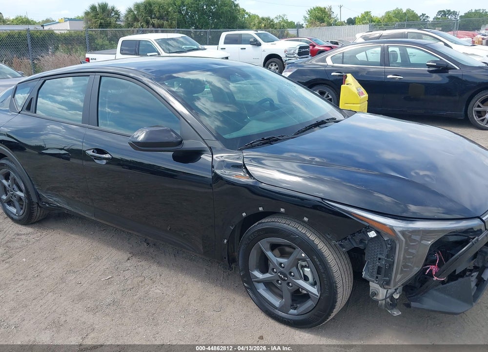 2025 KIA K4 LXS VIN: 3KPFT4DE5SE185896