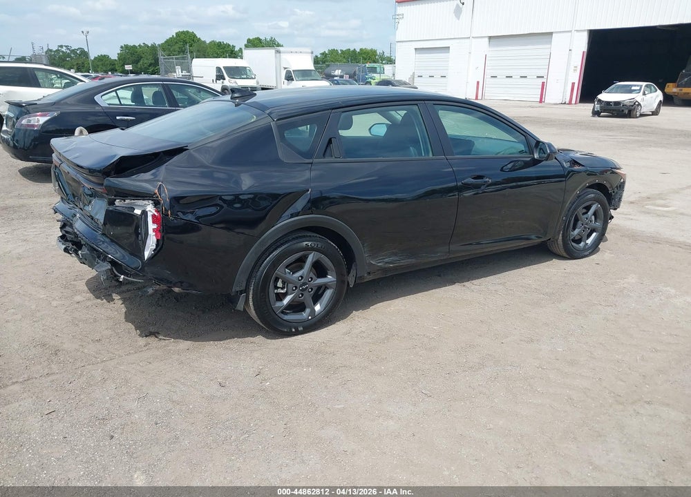 2025 KIA K4 LXS VIN: 3KPFT4DE5SE185896